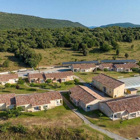 Park&Suites Village Gorges de l'Hérault-Cévennes Brissac Esterno foto